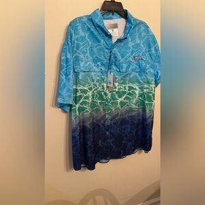 Men’s new with tags shirt